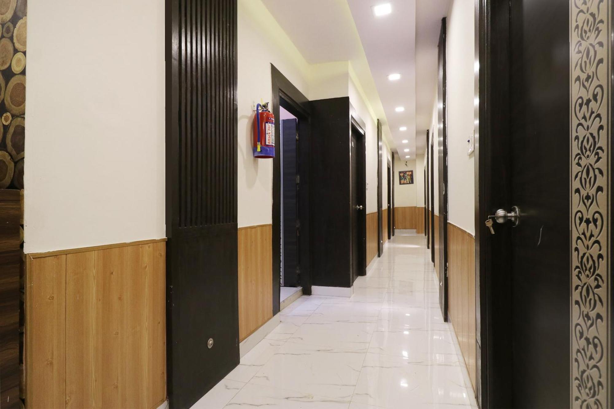 Hotel O Sangeet Faridabad Eksteriør bilde